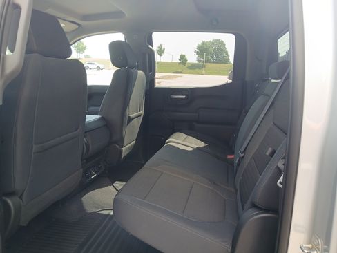 Used 2019 Chevrolet Silverado 1500 LT w/ All-Star Edition AWD/4WD image 8