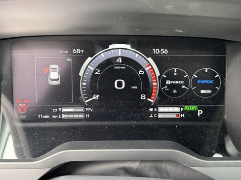 New 2026 Toyota Sequoia Platinum AWD/4WD image 22