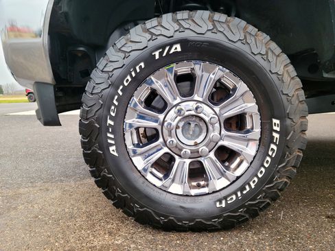 Used 2019 Ford F250 XLT image 26