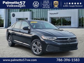 Used 2022 Volkswagen Jetta SE w/ Panoramic Sunroof Package video 1