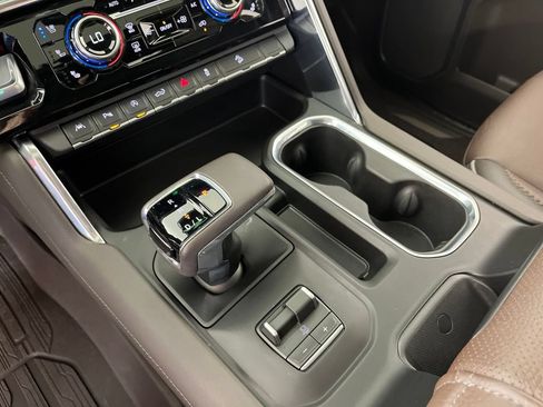 Used 2026 GMC Sierra 1500 Denali w/ Technology Package AWD/4WD image 37