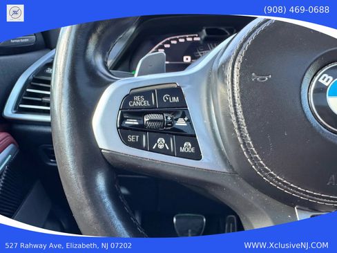 Used 2022 BMW X6 M50i w/ Executive Package image 12
