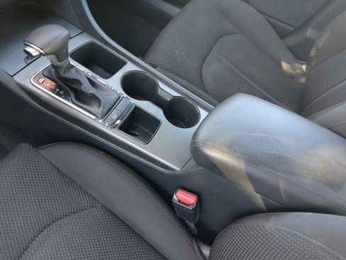 Used 2020 Kia Optima LX image 26