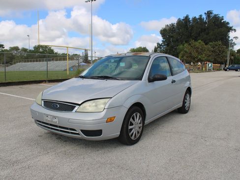 Used 2006 Ford Focus S FWD image 1