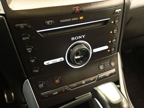 Used 2015 Ford Edge Sport w/ Equipment Group 401A FWD image 16