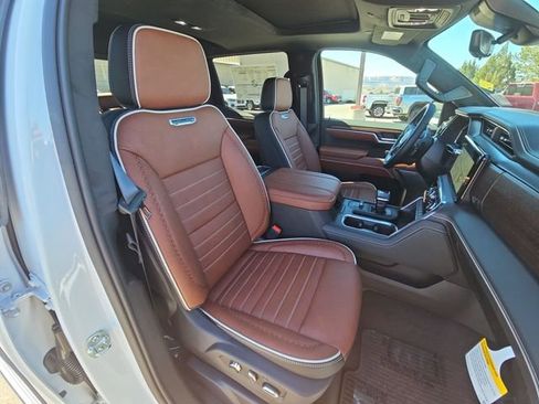 New 2026 GMC Sierra 1500 Denali Ultimate image 17