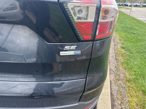 Used 2018 Ford Escape SE w/ SE SYNC Package AWD/4WD image 35