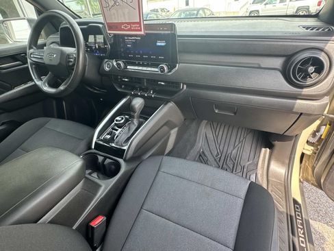 Used 2024 Chevrolet Colorado Trail Boss w/ LPO, Dark Essentials Package AWD/4WD image 13