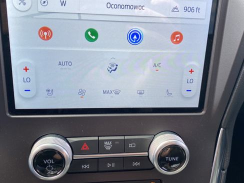 Used 2021 Ford Edge ST w/ Equipment Group 401A AWD/4WD image 19