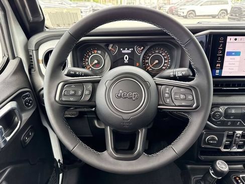 New 2026 Jeep Gladiator Sport AWD/4WD image 14