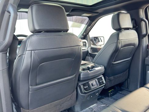 Used 2023 Ford F150 Lariat w/ Max Trailer Tow Package image 37