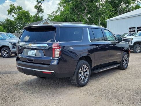 Certified 2023 Chevrolet Suburban LT w/ Luxury Package RWD image 40