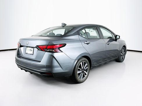 Used 2025 Nissan Versa SV FWD image 9