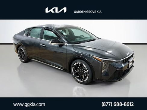 New 2025 Kia K4 GT-Line image 1
