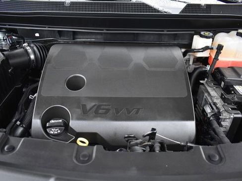 Certified 2023 Chevrolet Traverse Premier w/ LPO, Floor Liner Package AWD/4WD image 40