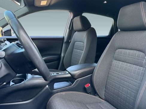 Certified 2024 Honda HR-V Sport image 5