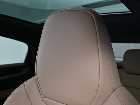 Certified 2026 Porsche Cayenne Coupe AWD/4WD image 20