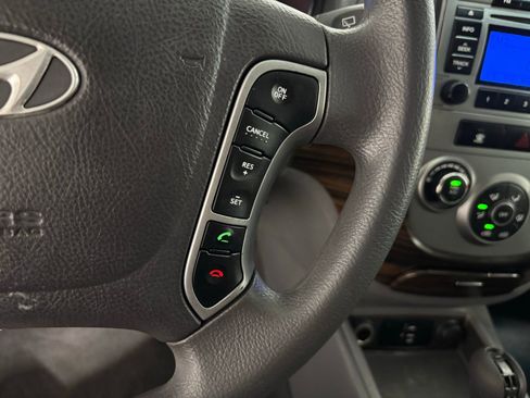 Used 2011 Hyundai Santa Fe GLS image 22