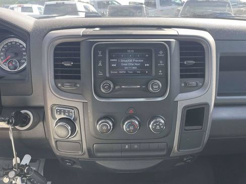 Used 2014 RAM 1500 Express w/ Black Ram 1500 Express Group RWD image 20