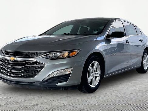 Used 2023 Chevrolet Malibu LT FWD image 3