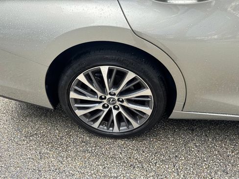 Used 2020 Lexus ES 350 w/ Premium Package FWD image 14