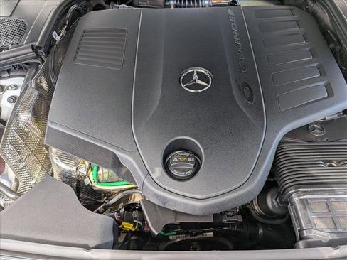 New 2026 Mercedes-Benz S 500 4MATIC image 16