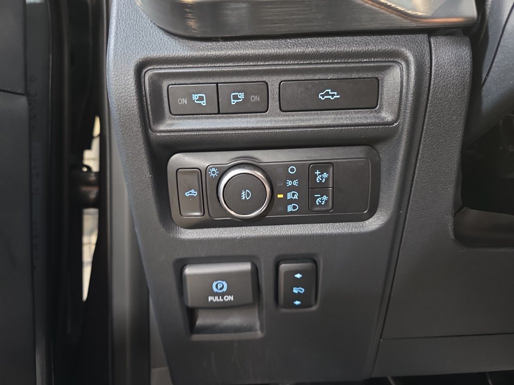 Used 2021 Ford F150 Lariat AWD/4WD image 28