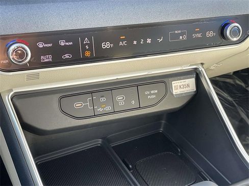 New 2026 Kia Carnival SX image 39