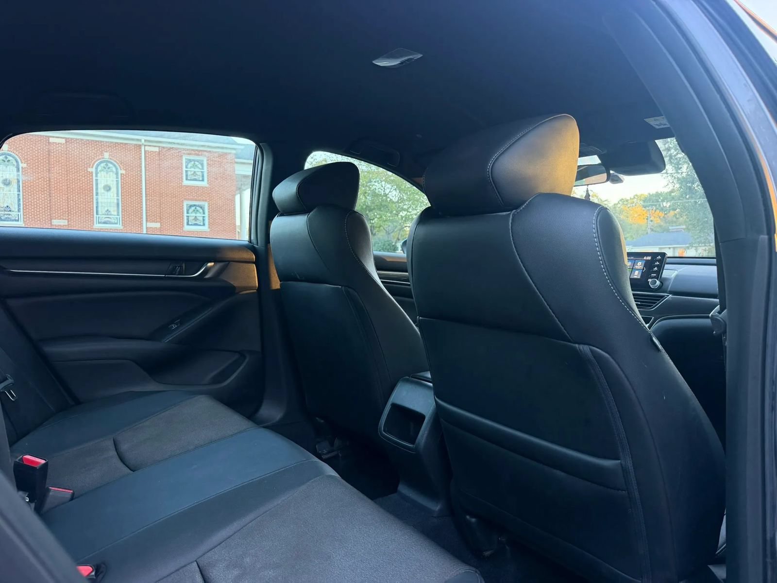Used 2020 Honda Accord Sport image 15