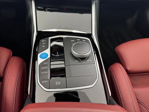 Used 2023 BMW i4 eDrive40 RWD image 17