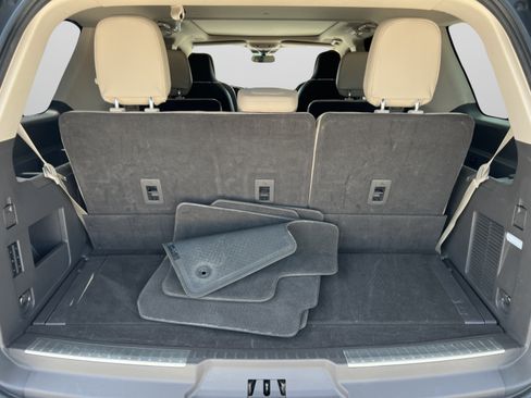 Used 2022 Lincoln Navigator Reserve RWD image 29