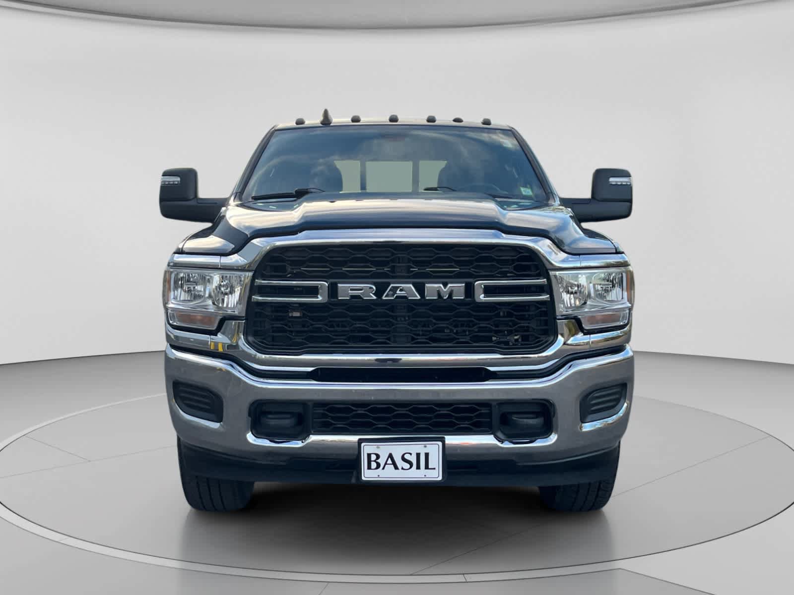 Used 2024 RAM 3500 Tradesman w/ Chrome Appearance Group AWD/4WD image 2