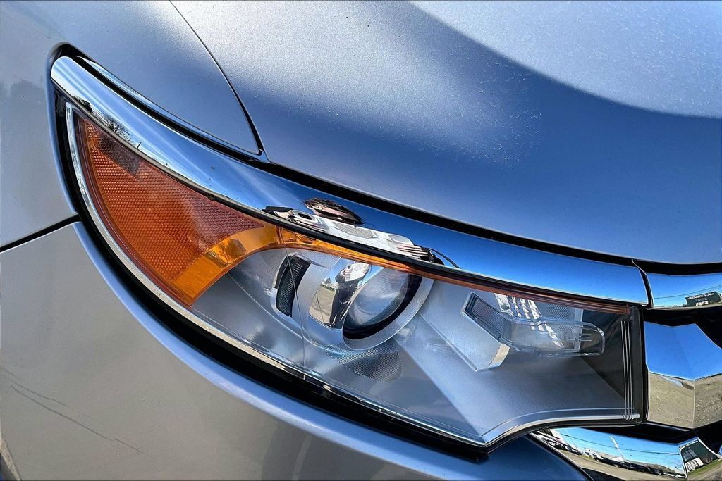 Used 2014 Ford Edge SEL AWD/4WD image 27