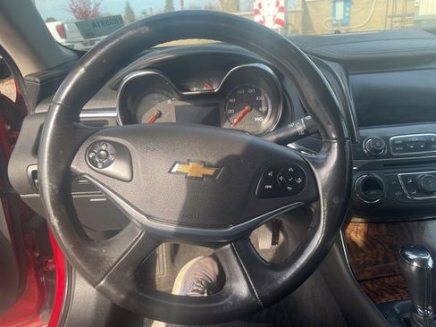 Used 2014 Chevrolet Impala LT w/ Convenience Package image 19