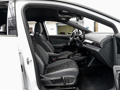 Used 2021 Volkswagen ID.4 Pro w/ ID.4 Protection Package RWD image 44