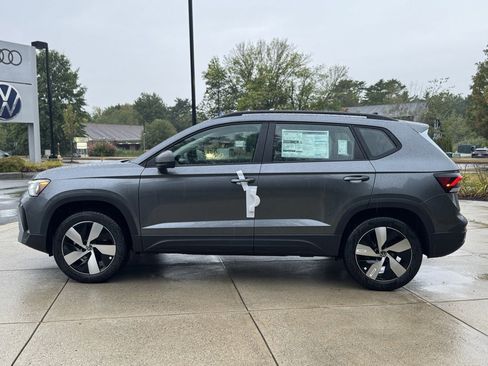 New 2025 Volkswagen Taos S image 14