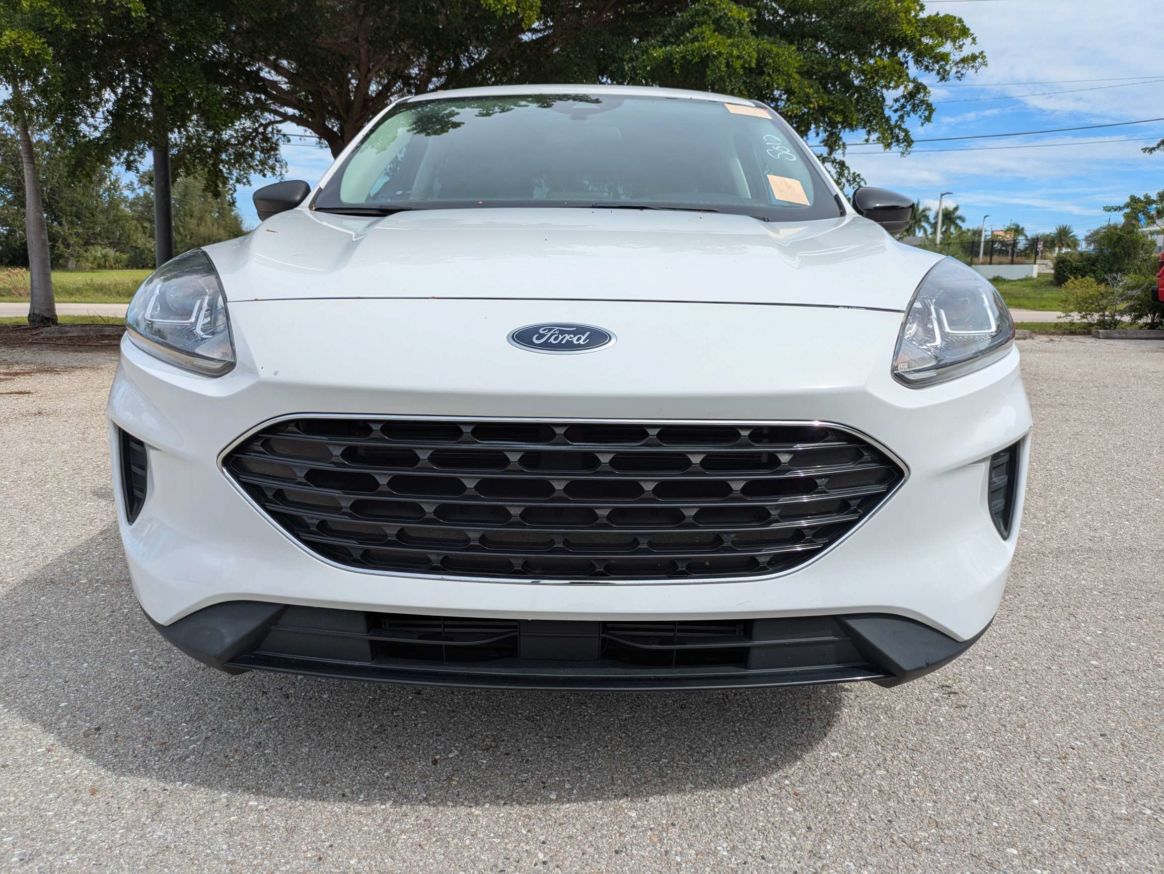 Used 2022 Ford Escape SE w/ SE Sport Appearance Package FWD image 12