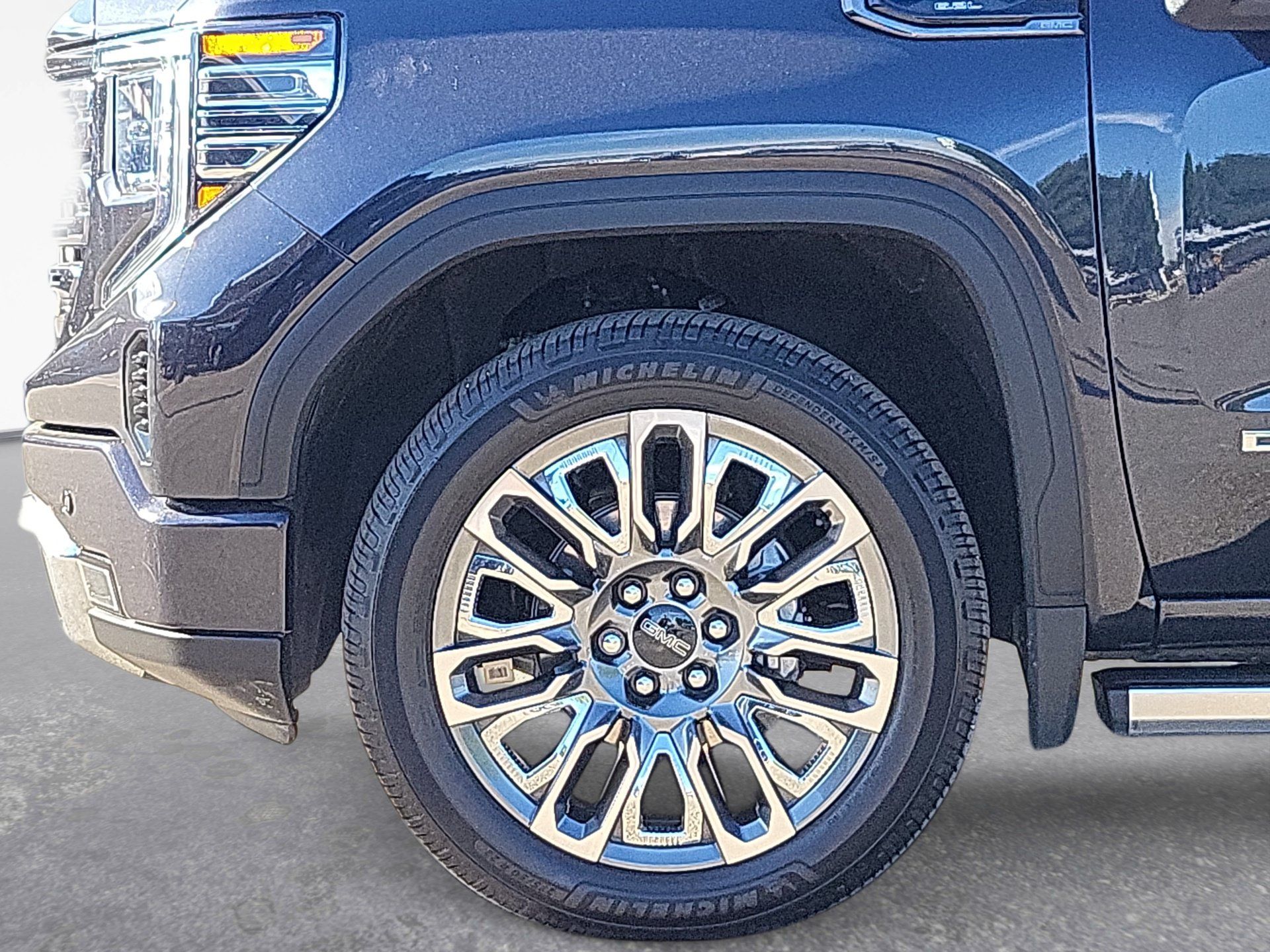 Certified 2024 GMC Sierra 1500 Denali Ultimate AWD/4WD image 17