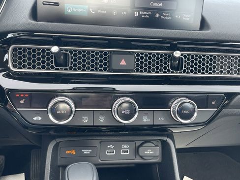 Used 2024 Honda Civic Touring image 32