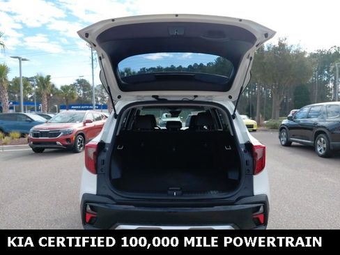 Used 2025 Kia Seltos S image 27