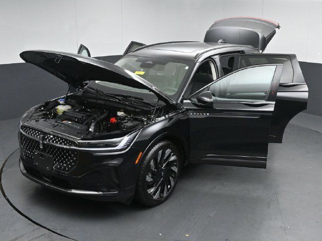 Certified 2026 Lincoln Nautilus Reserve w/ Jet Appearance Package AWD/4WD image 55