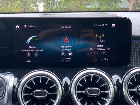 Used 2023 Mercedes-Benz EQB 250+ image 24