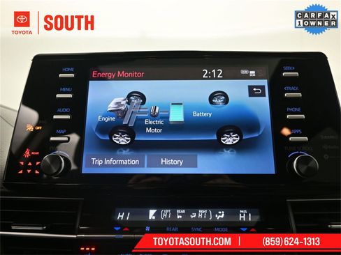 Used 2023 Toyota Sienna XLE image 14