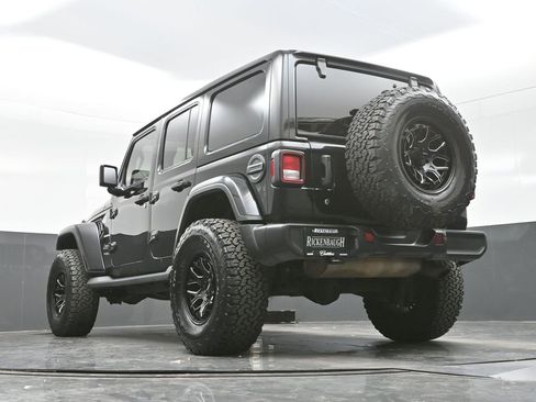 Used 2018 Jeep Wrangler Unlimited Sahara image 24