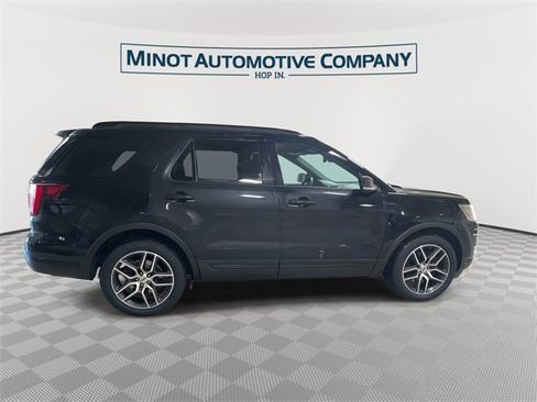 Used 2018 Ford Explorer Sport w/ Equipment Group 401A image 9