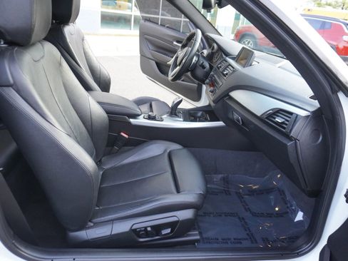 Used 2015 BMW M235i Coupe image 10