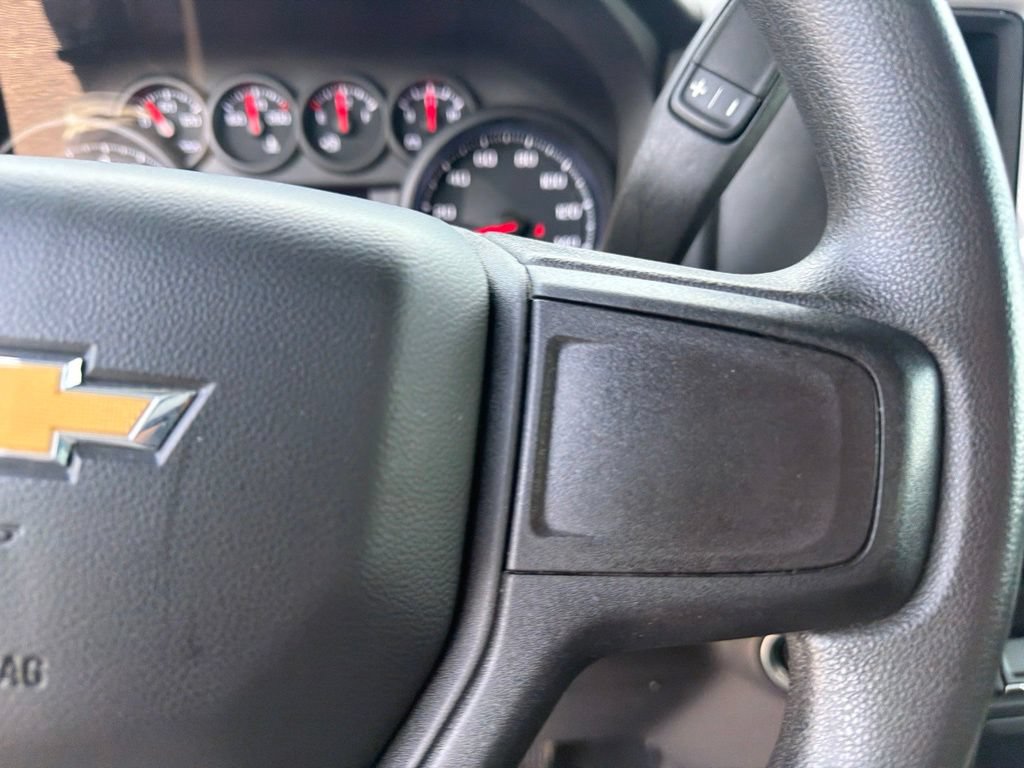 Used 2023 Chevrolet Silverado 1500 Custom AWD/4WD image 22