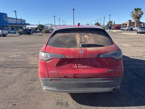 Used 2023 Honda HR-V Sport image 4