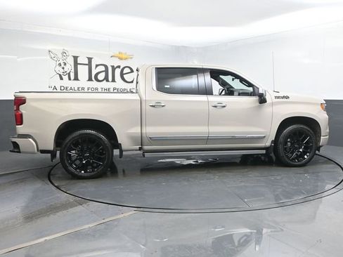 New 2026 Chevrolet Silverado 1500 High Country AWD/4WD image 15