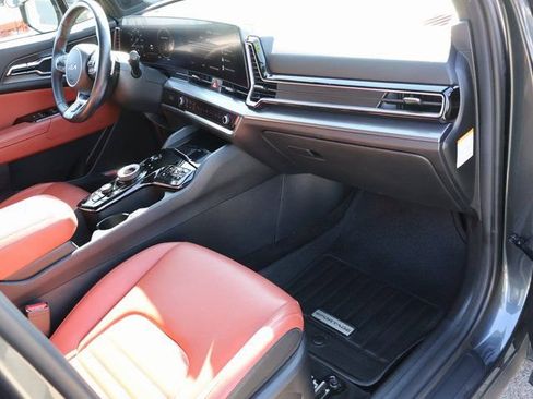 Used 2023 Kia Sportage SX Prestige image 10